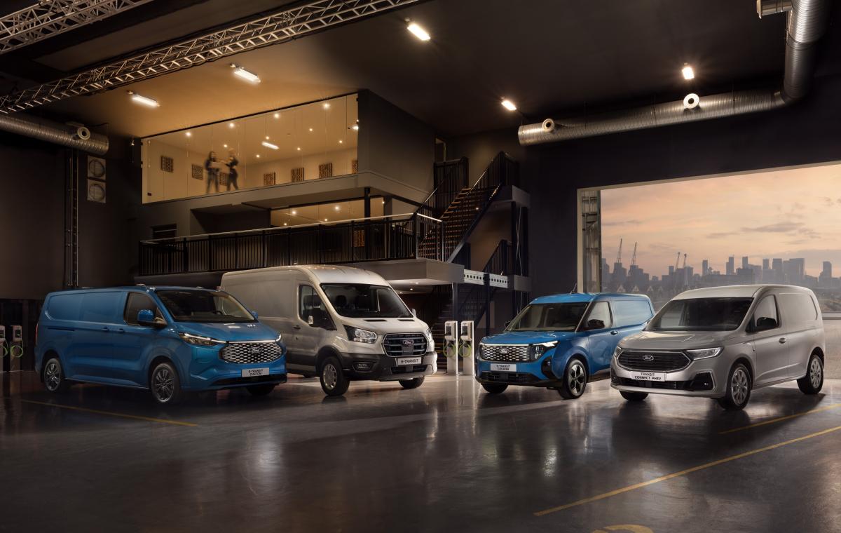 Ford Pro erweitert sein Angebot: Alle Modelle der Transit-Familie sind jetzt auch in elektrifizierter Ausführung erhältlich.