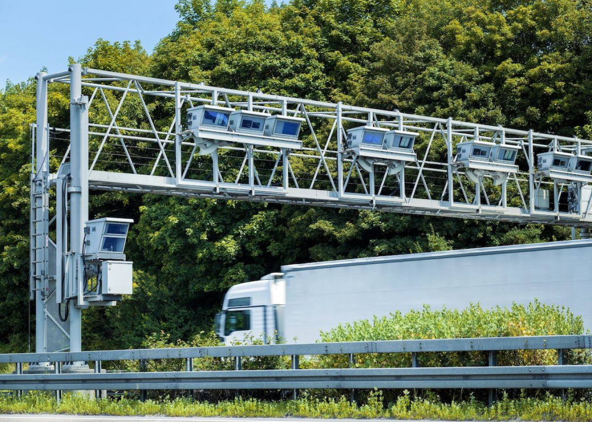 Europaweite Mautabrechnung: DKV Box Europe jetzt auch in Tschechien verfügbar