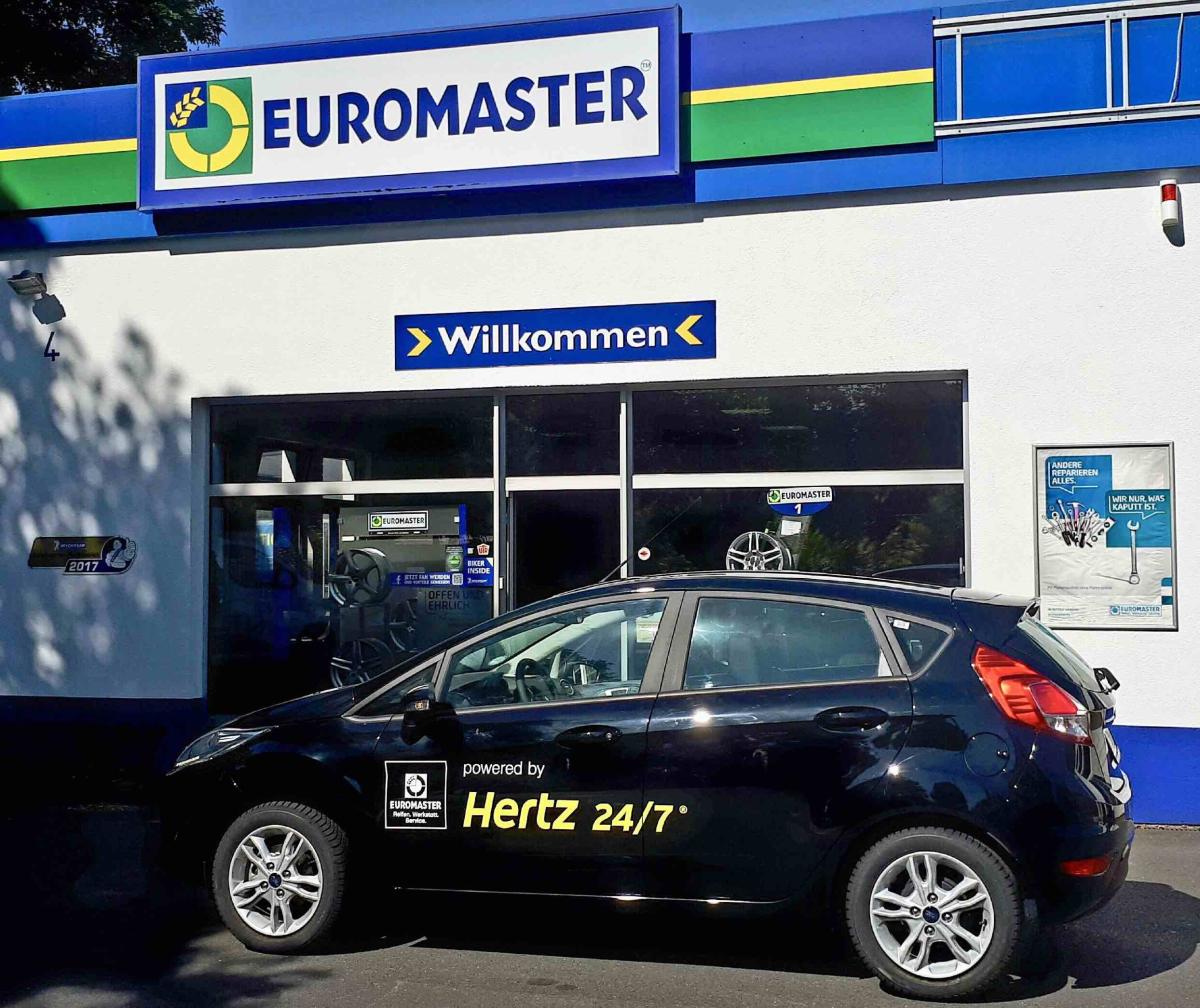 Hertz 24/7 CarSharing an Euromaster-Stationen