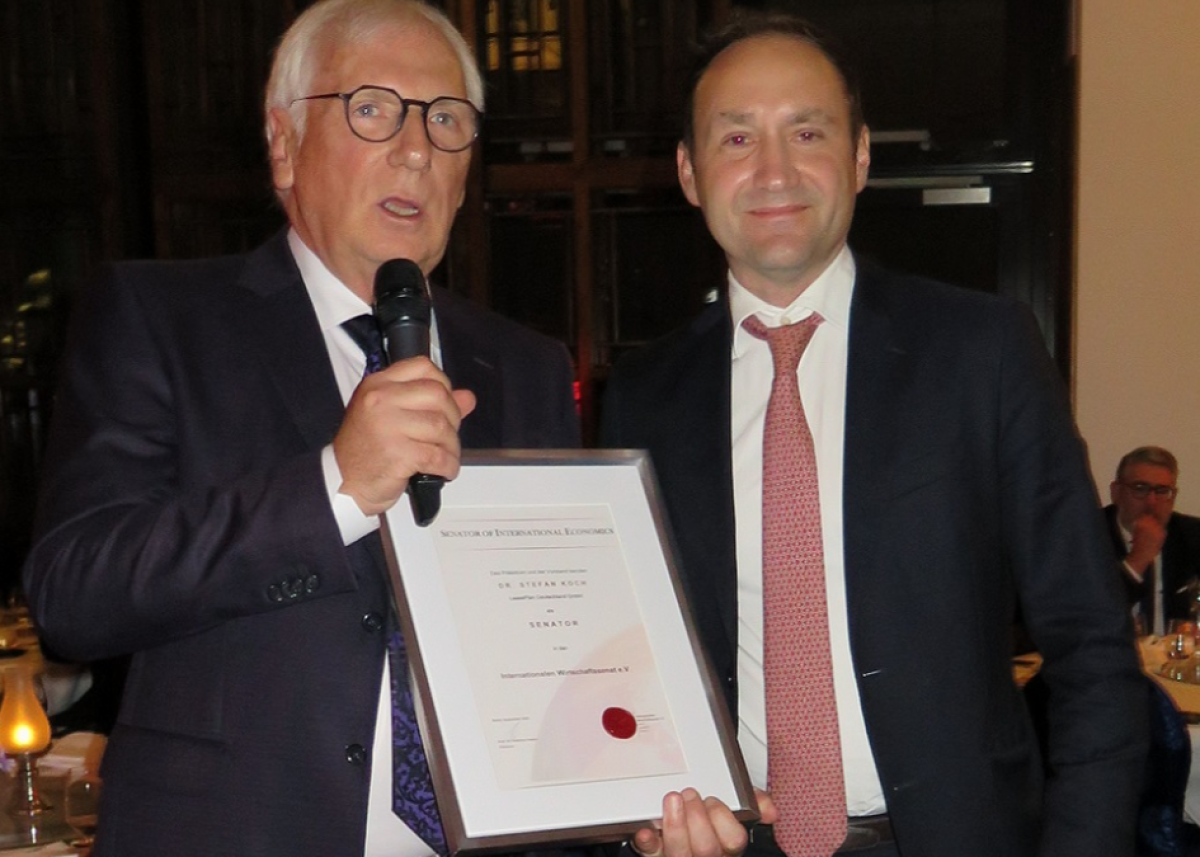 Dr. Stefan Koch in den Internationalen Wirtschaftssenat berufen