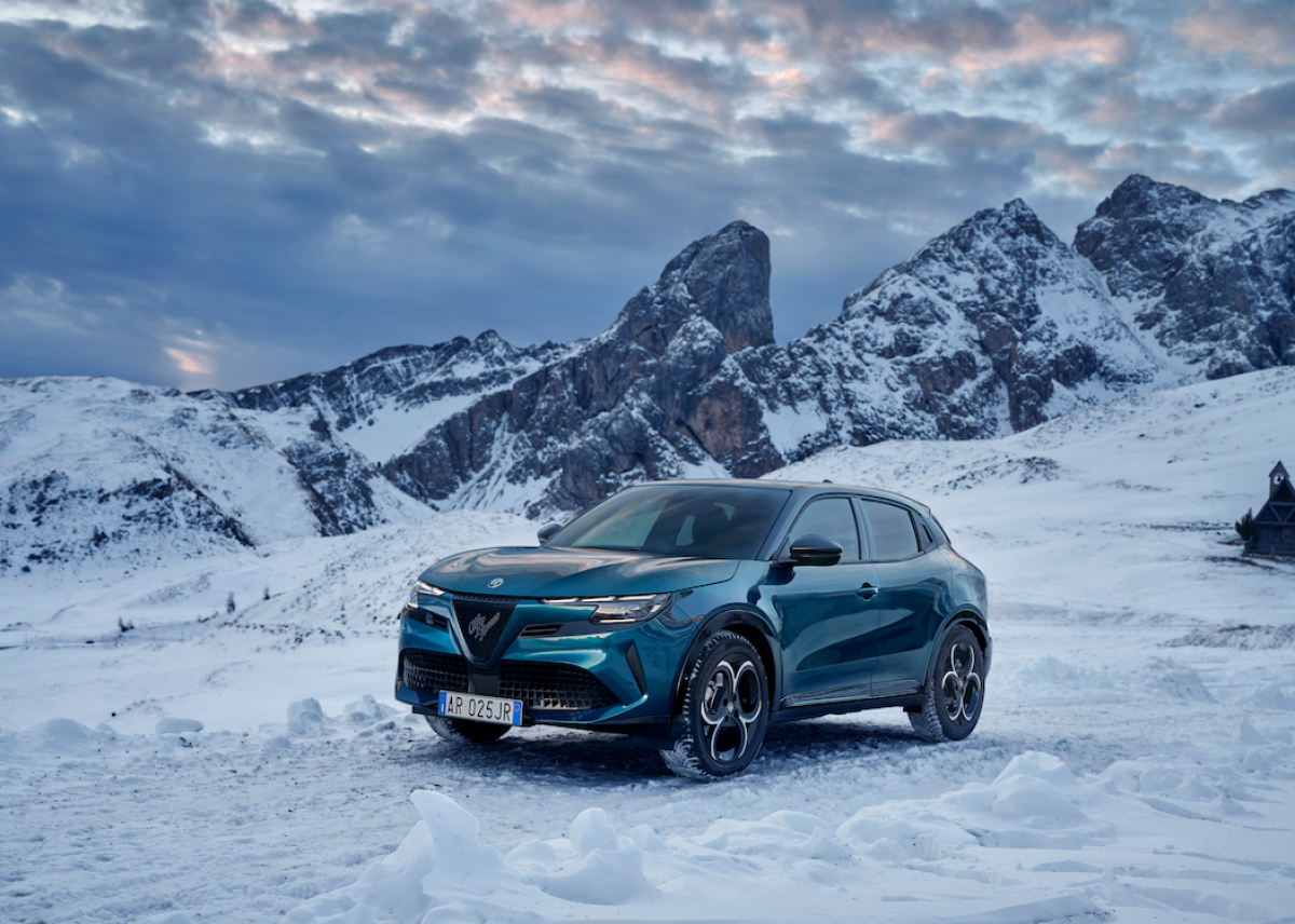 Alfa Romeo Junior Ibrida Q4 ist bestellbar