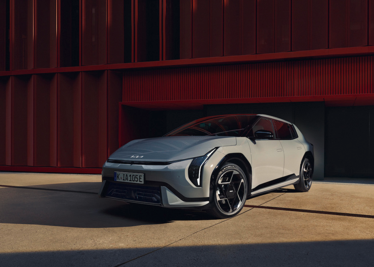 Kia EV4 im Modelljahr 2027 mit AWD-Power und 22-kW-AC-Laden