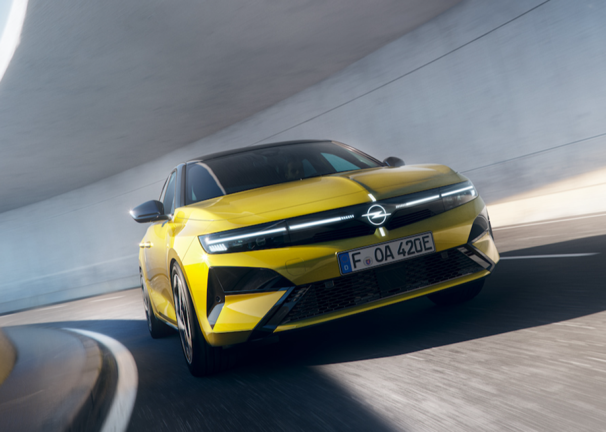 Segmentspitze: Das adaptive Intelli-Lux HD Licht im neuen Opel Astra