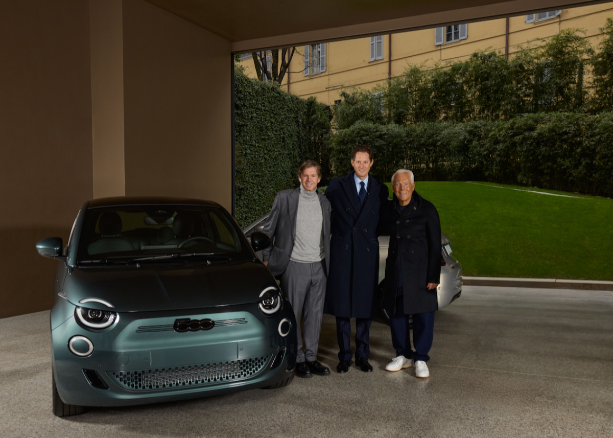 Stardesigner Giorgio Armani erhält zwei nach ihm benannte Sondermodelle des Fiat 500 Elektro