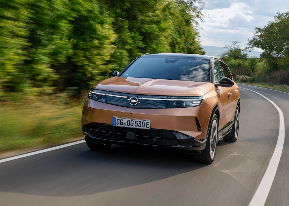 „Made in Germany“: Neuer Opel Grandland Electric, Astra Electric und Astra Sports Tourer Electric