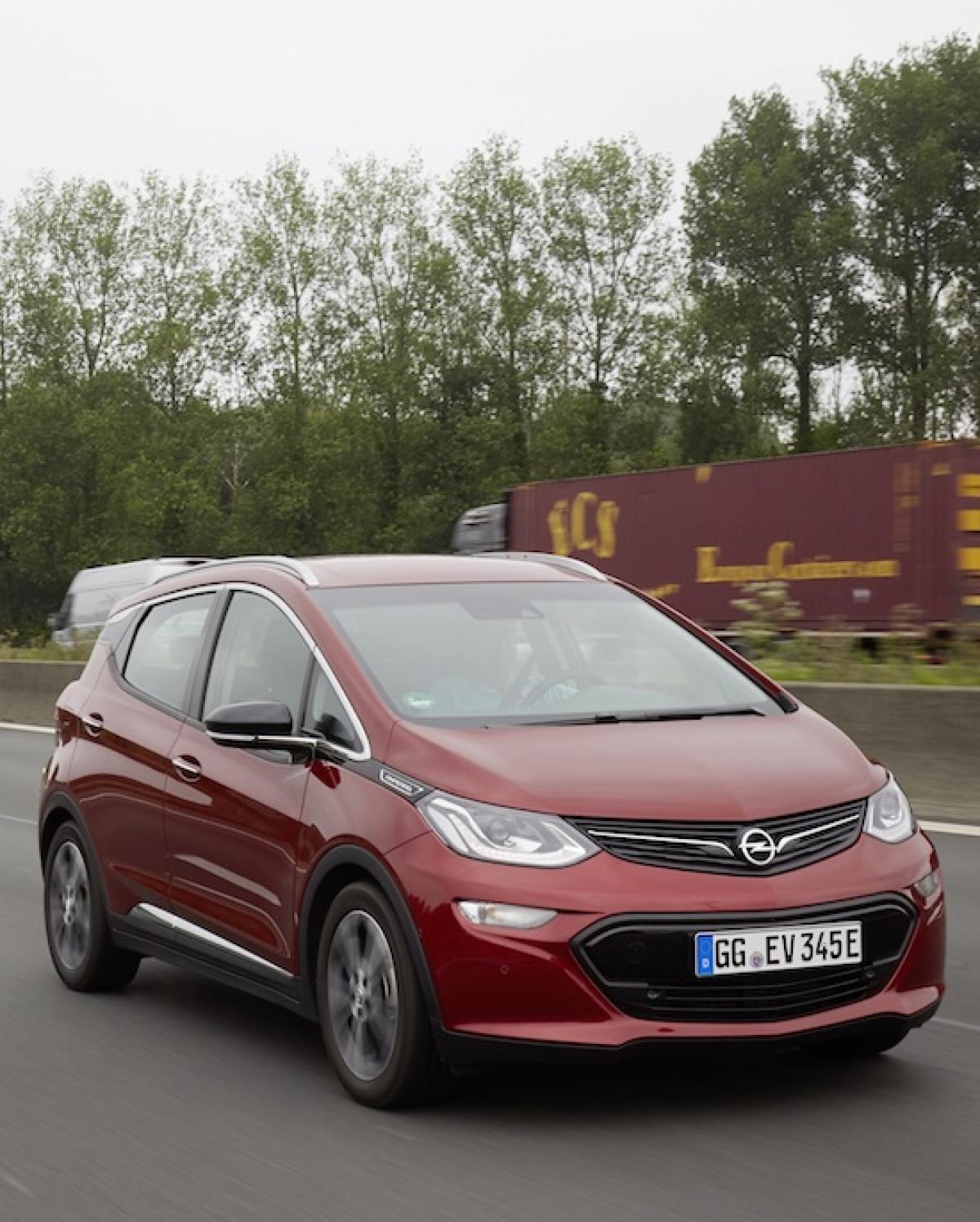 Mit dem Opel Ampera-E auf Langstreckenfahrt