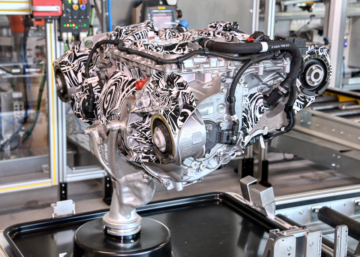 Von Österreich nach Ungarn: BMW Group Werk Steyr produziert erste E-Motoren für Erprobungsfahrzeuge der Neuen Klasse