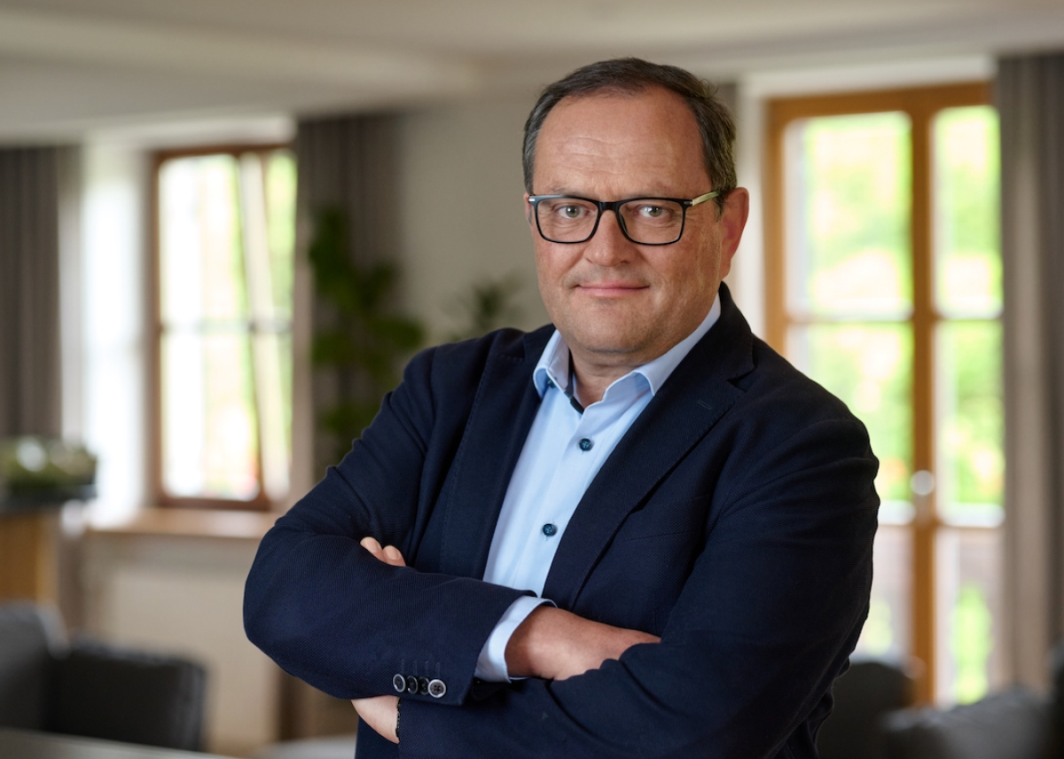 Alexander Buresch wird Leiter von BMW Group Financial Services, Franz Decker übernimmt BMW Group IT
