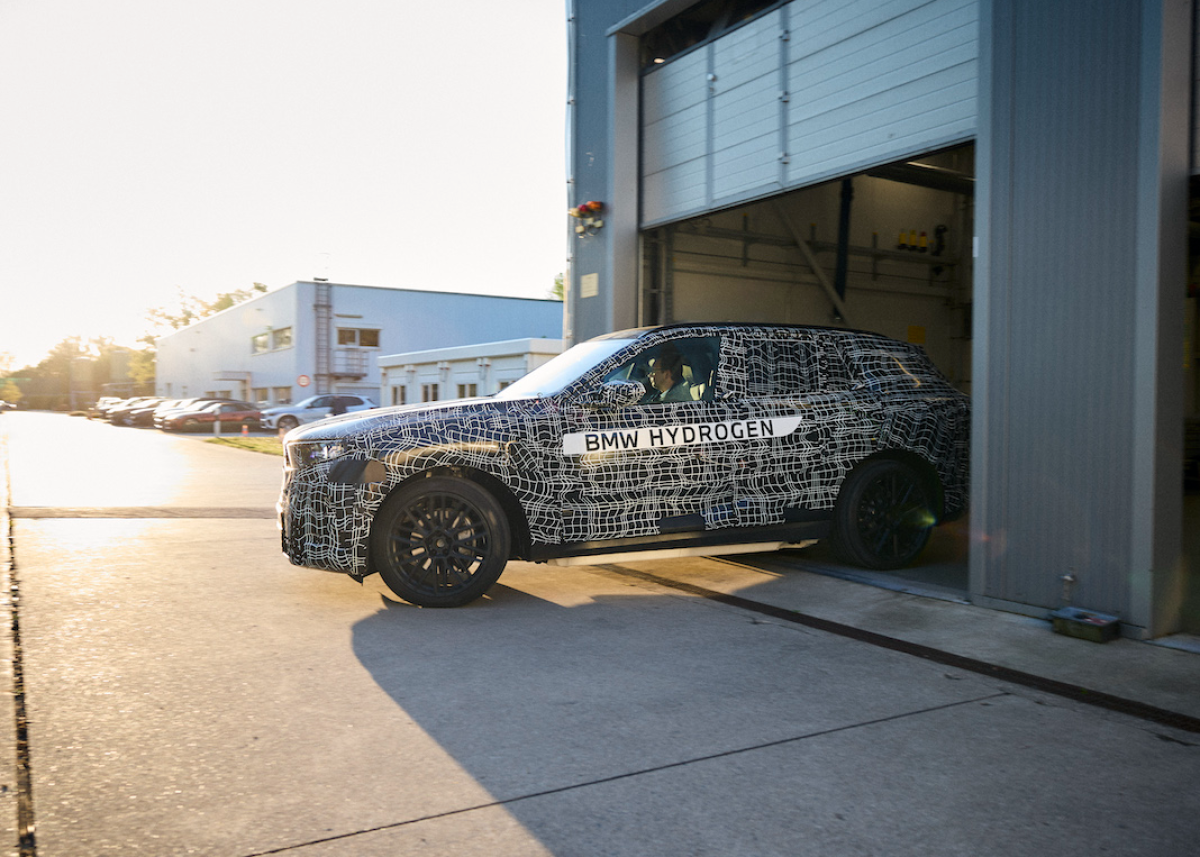 Nächster Meilenstein für die Mobilität der Zukunft: BMW Group erhält Förderung für Brennstoffzellentechnologie
