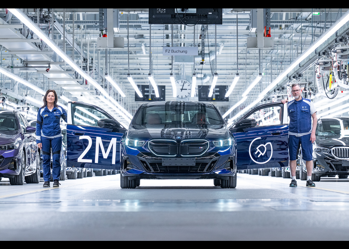 BMW Group produziert zweimillionstes vollelektrisches Fahrzeug