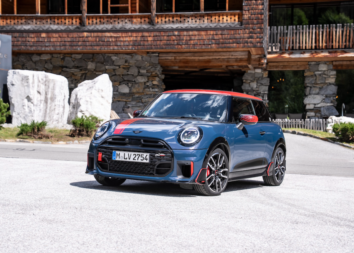 Vom Motorsport inspiriert: Der MINI John Cooper Works mit Original Zubehör