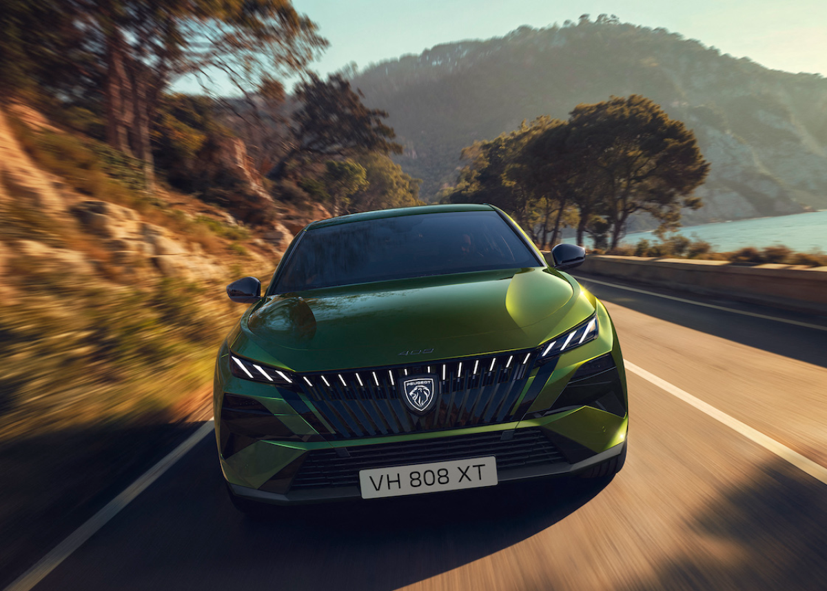 Der neue PEUGEOT 408: Fastback mit Wow-Effekt
