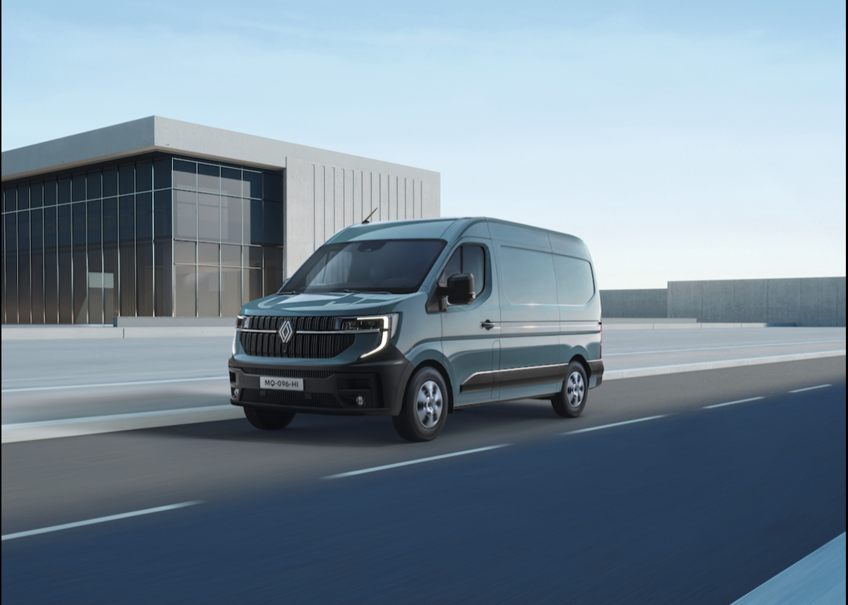 Messepremiere für den neuen Renault Master auf der Fachmesse „Farbe, Ausbau und Fassade“