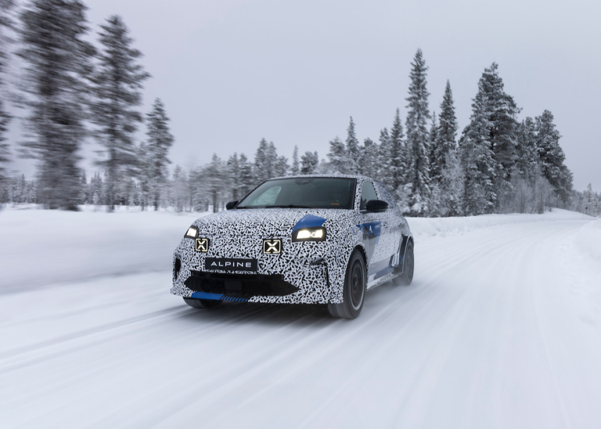 Alpine A290: elektrischer Kompaktsportler unter extremen Bedingungen am Polarkreis getestet