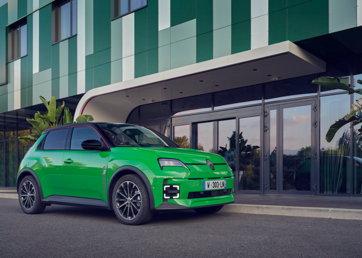 Renault schenkt eine Monatsrate