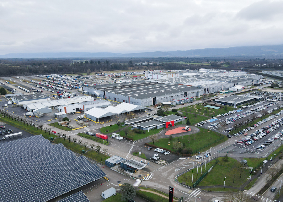 Renault Trucks senkt CO₂-Ausstoß und schont Ressourcen