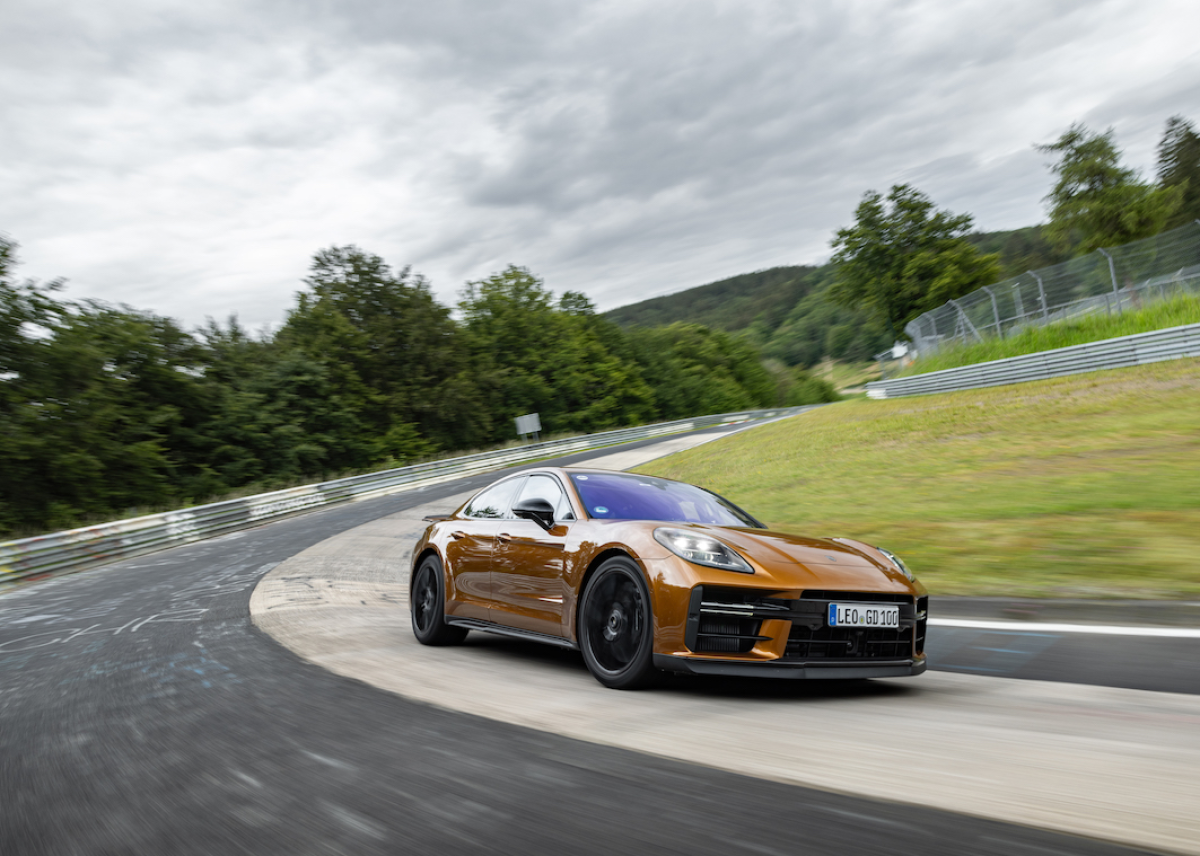 Neuer Panamera erzielt Rekordzeit auf der Nürburgring Nordschleife