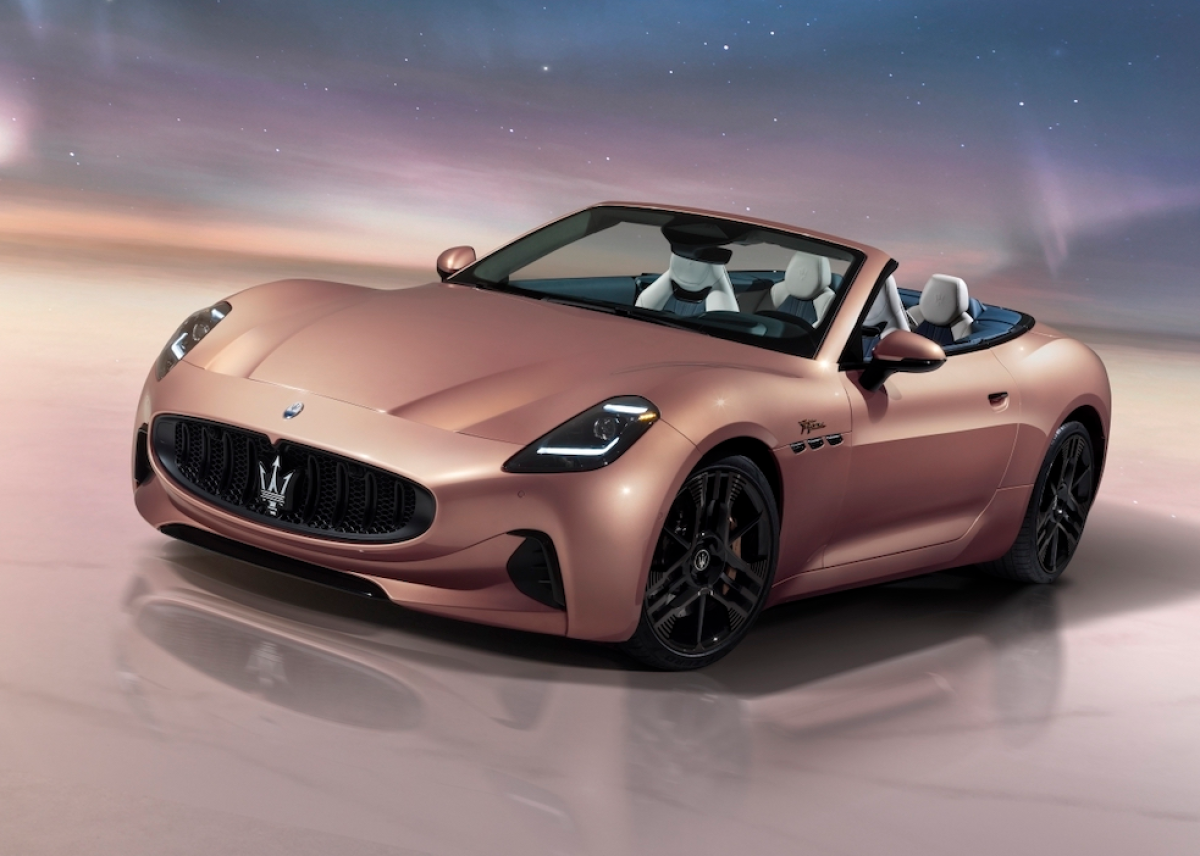 „Made in Thunder“: Premiere für das neue vollelektrische Maserati GranCabrio Folgore