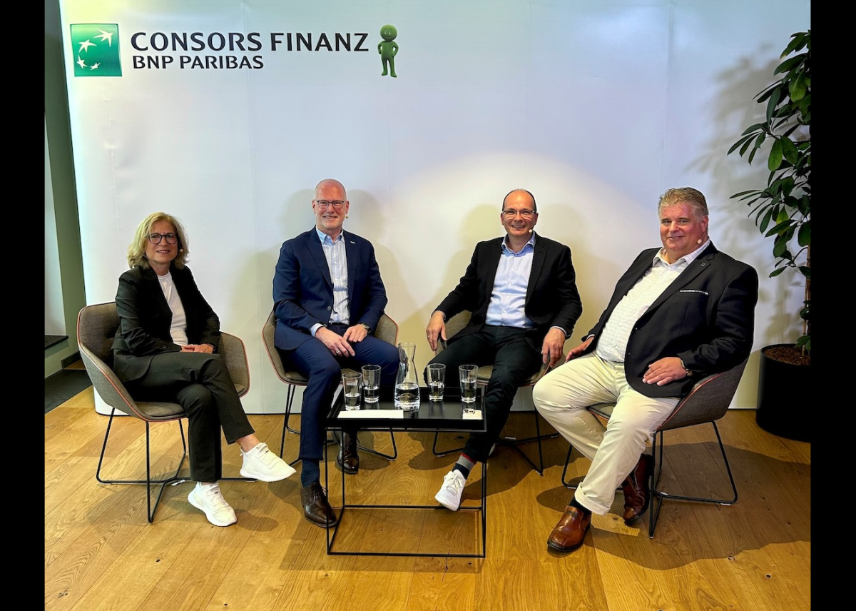 Roundtable zur Zukunft des Automarkts: Technologischen Fortschritt, Kundenerlebnis und Preis-Leistungs-Verhältnis zusammen denken