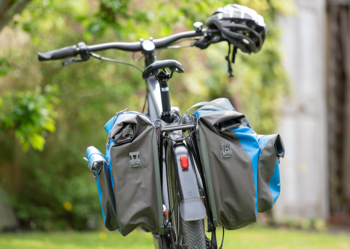 TÜV SÜD zeigt, worauf Verbraucher beim Fahrradzubehör achten sollten