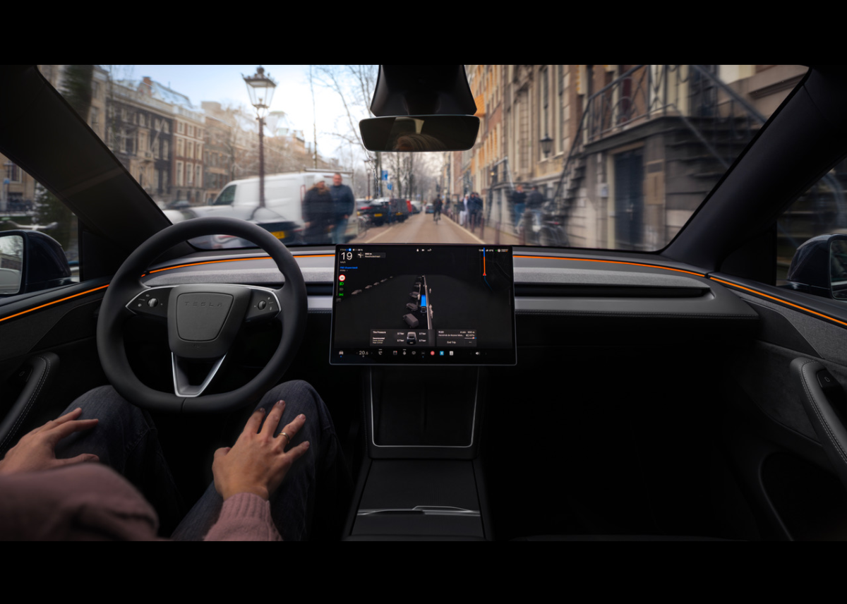 Tesla führt Full Self-Driving (Überwacht) im ersten Land in Europa ein