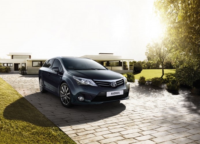 Neuer Toyota Avensis