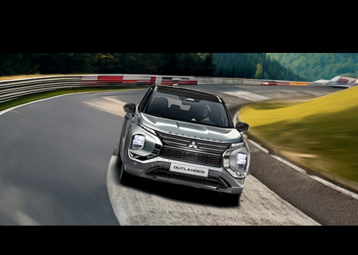 Neuer Outlander auf virtueller Tour nach Deutschland – Teil 8: Maximale Traktion: Der neue Mitsubishi Outlander auf der legendären Nordschleife
