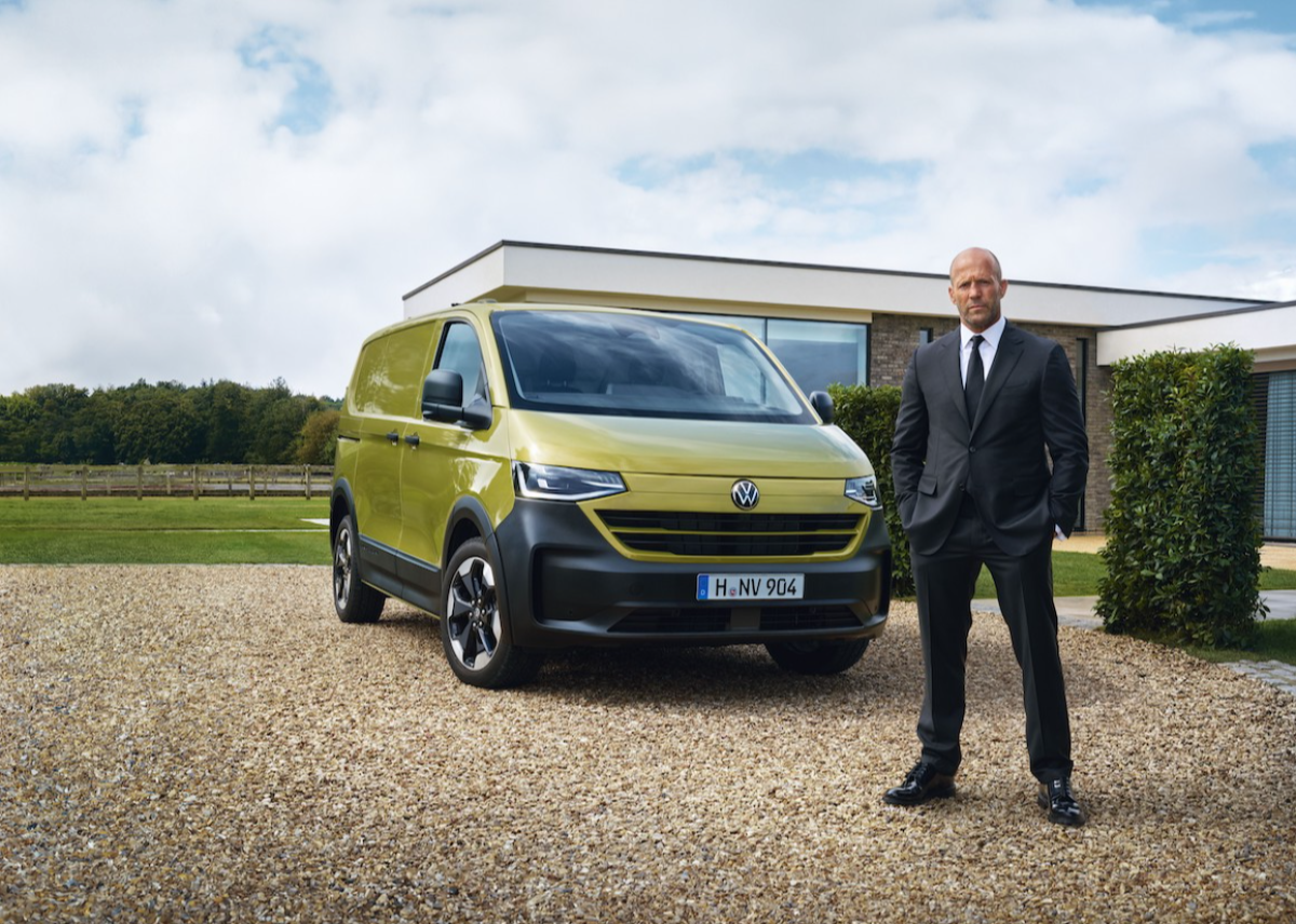 The Transporter is back: Volkswagen Nutzfahrzeuge präsentiert neue Werbekampagne mit Hollywoodstar Jason Statham