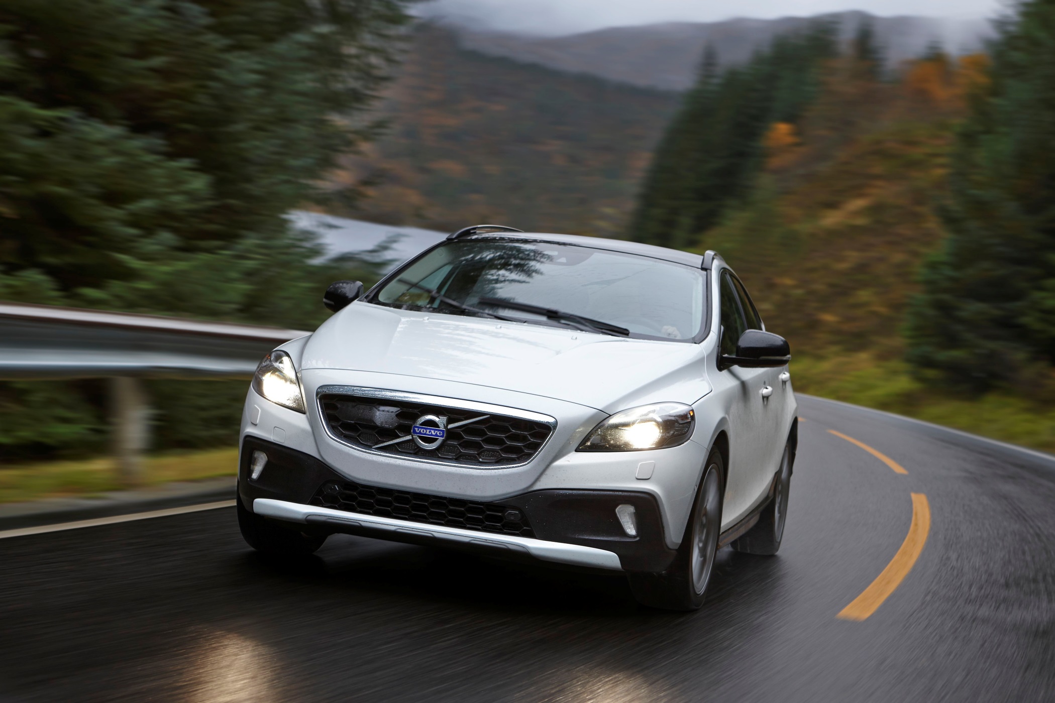 Volvo V40 Cross Country T5 AWD