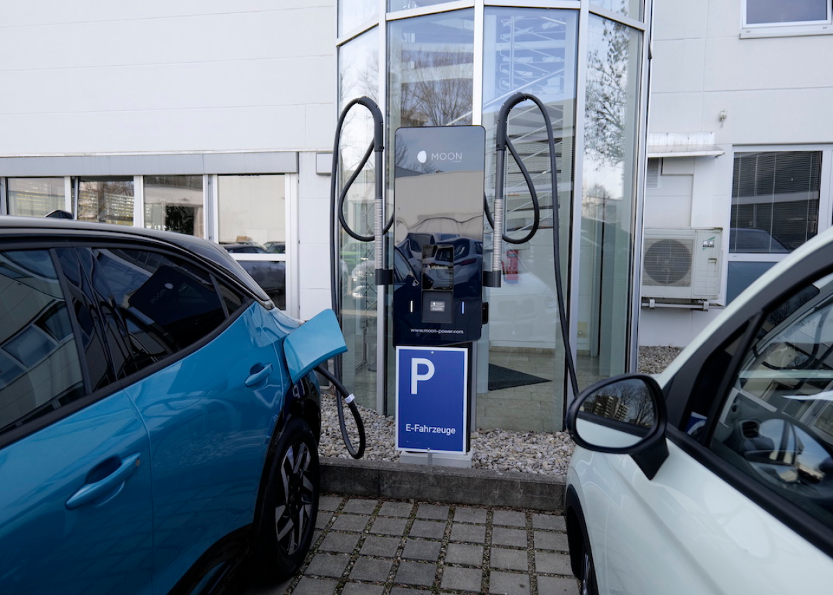 Intelligent vernetzt: MOON POWER rüstet die AVAG Holding SE mit Energiemanagement-System aus