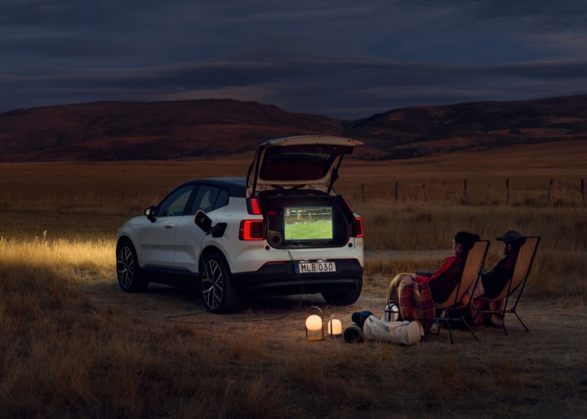 Stilvoll in den Sommer: Volvo EX30 als Summer Edition