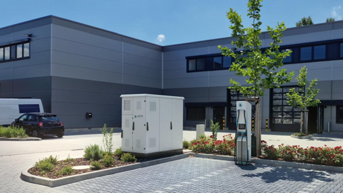 E-Mobilität: Ultraschnell laden im Gewerbepark – VarioPark setzt auf Adaptive Balancing Power