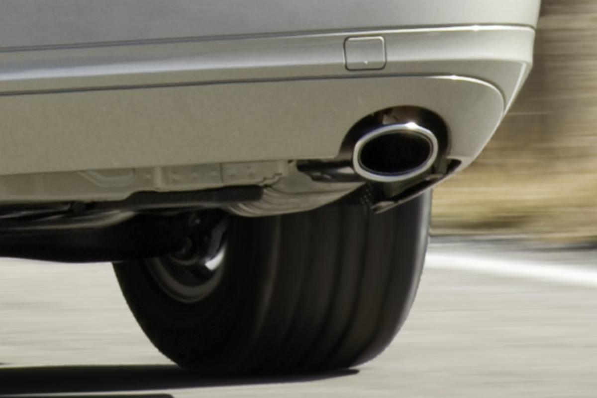 Daimler unterstützt Kunden bei Hardware-Nachrüstung