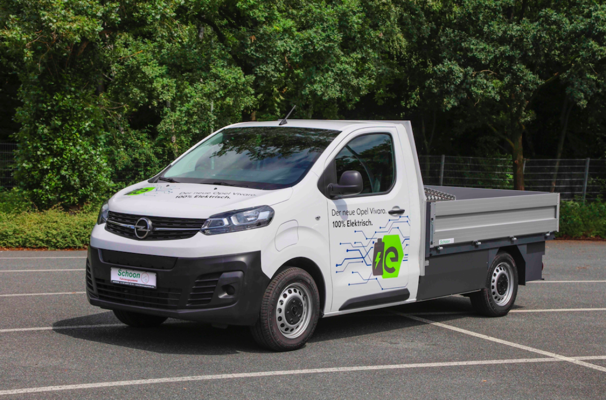 Vollelektrischer Opel Vivaro-e jetzt auch als flexibler Pritschenwagen