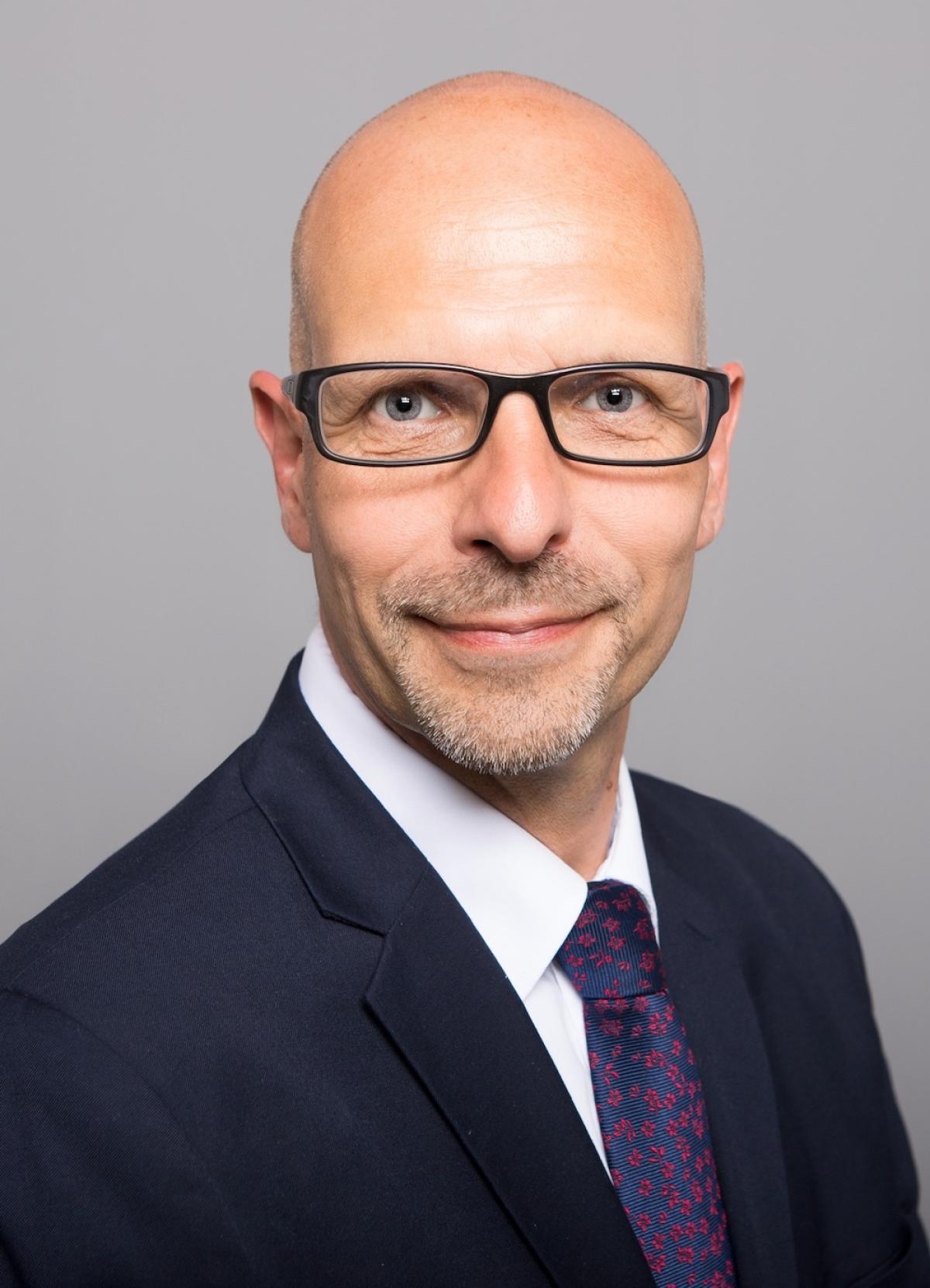 carexpert verstärkt Vertrieb