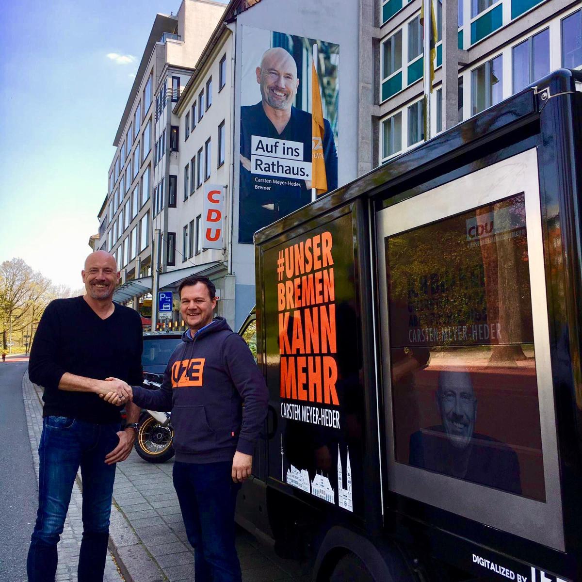 UZE Mobility gewinnt erste Werbekunden
