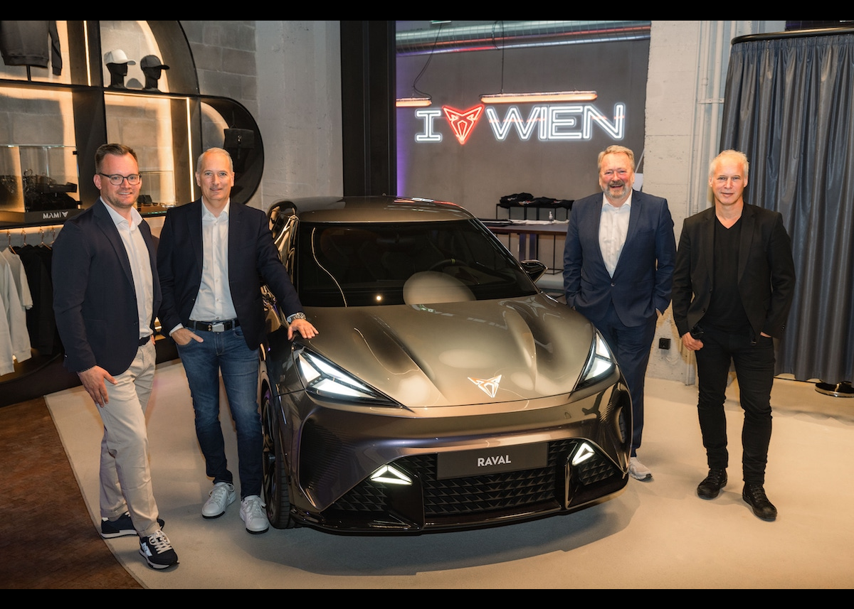 CUPRA treibt Globalisierung voran: Elfte CUPRA City Garage eröffnet in Wien
