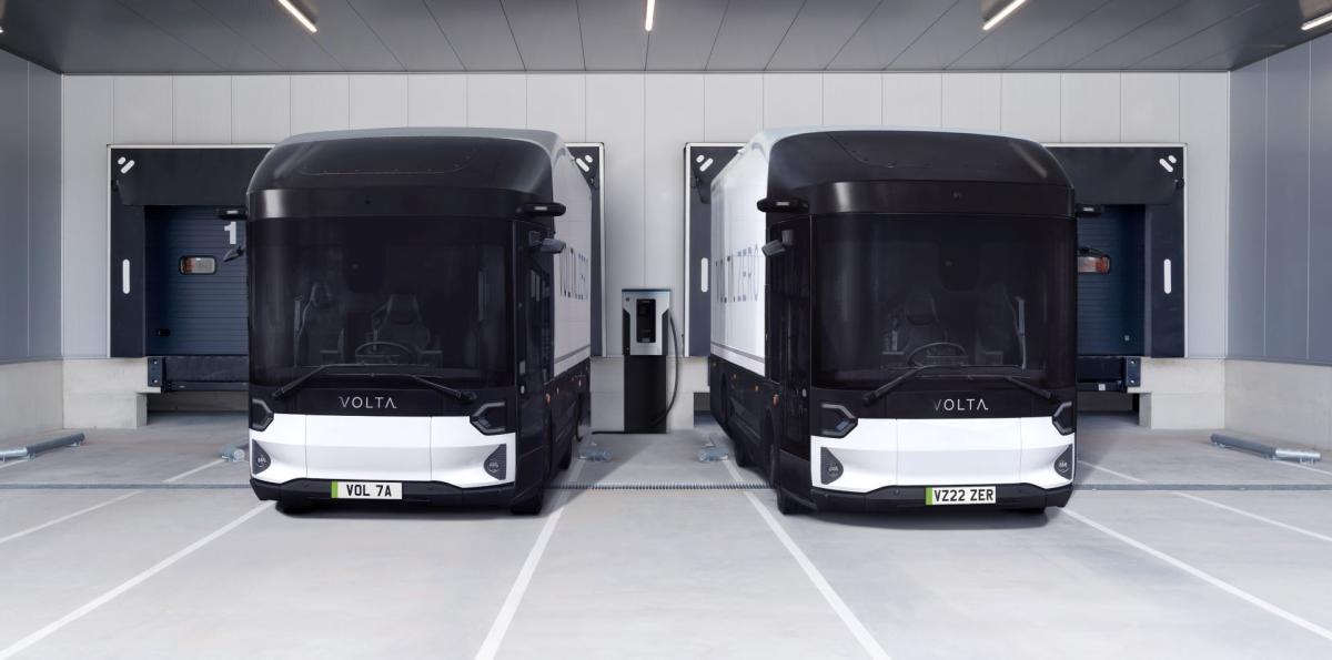 Schnellere Elektrifizierung von Nutzfahrzeugflotten: Volta Trucks und Siemens gehen Partnerschaft ein