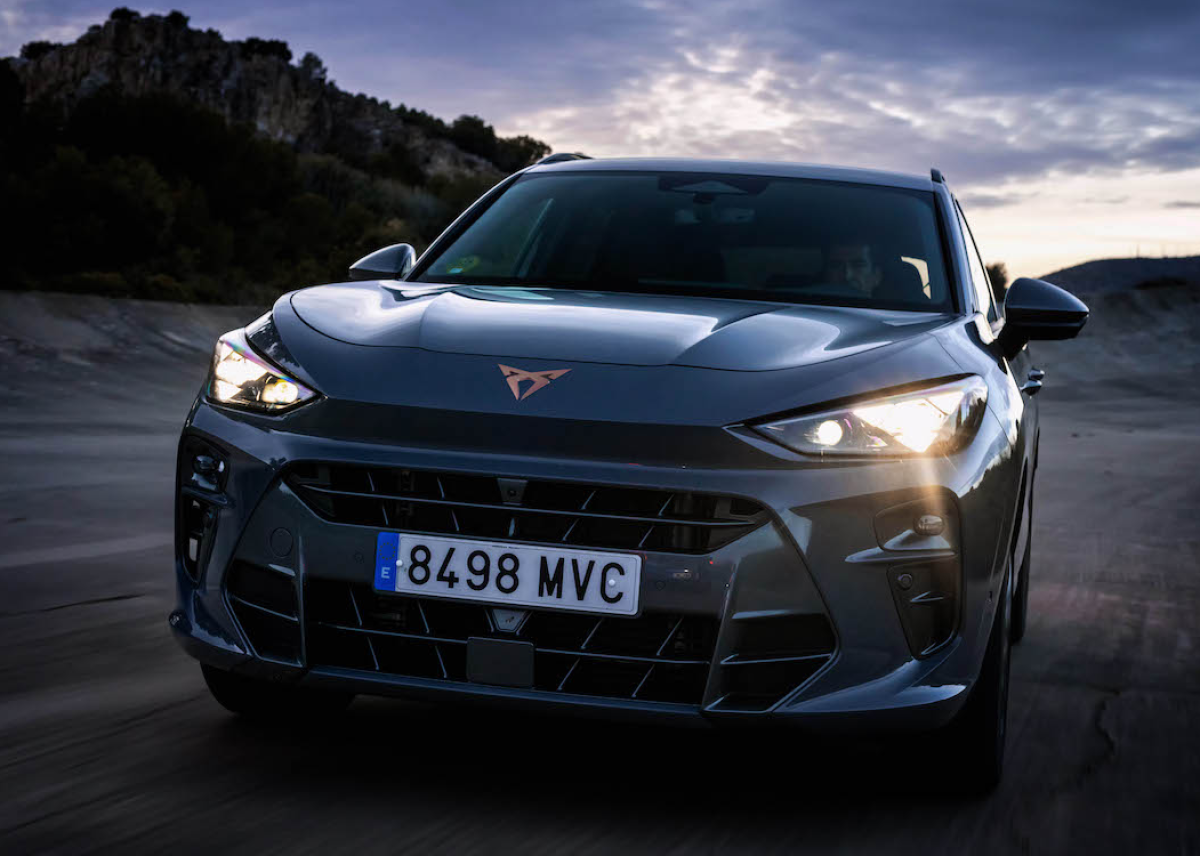 Hinter den dreieckigen Augen des CUPRA Terramar