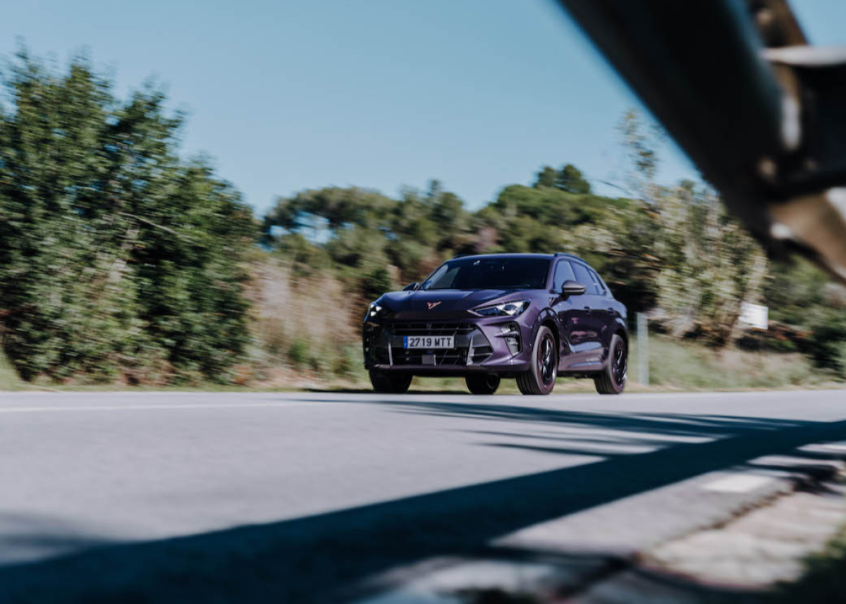 Elektrifiziert in die Zukunft: der CUPRA Terramar e-HYBRID