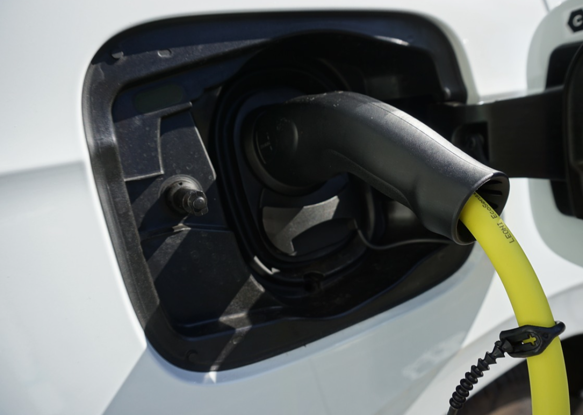 E.ON und Tank & Rast erhalten Zuschlag für ultraschnelles Megawatt-Ladenetz für E-Lkw