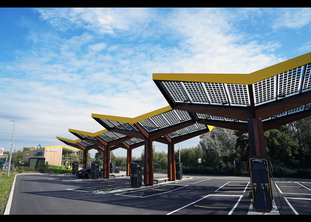 Fastned wächst auf über 400 Schnellladestationen in Europa