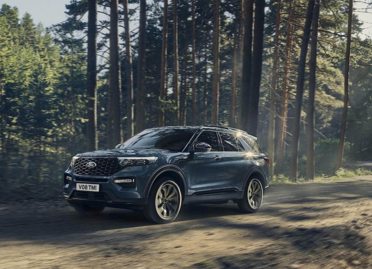 Ford startet mit der Auslieferung des Explorer Plug-in-Hybrid