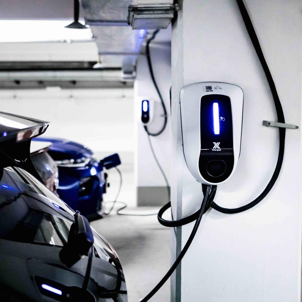 Elektromobilität in Deutschland: Ausbau der Ladeinfrastruktur muss Schritt halten