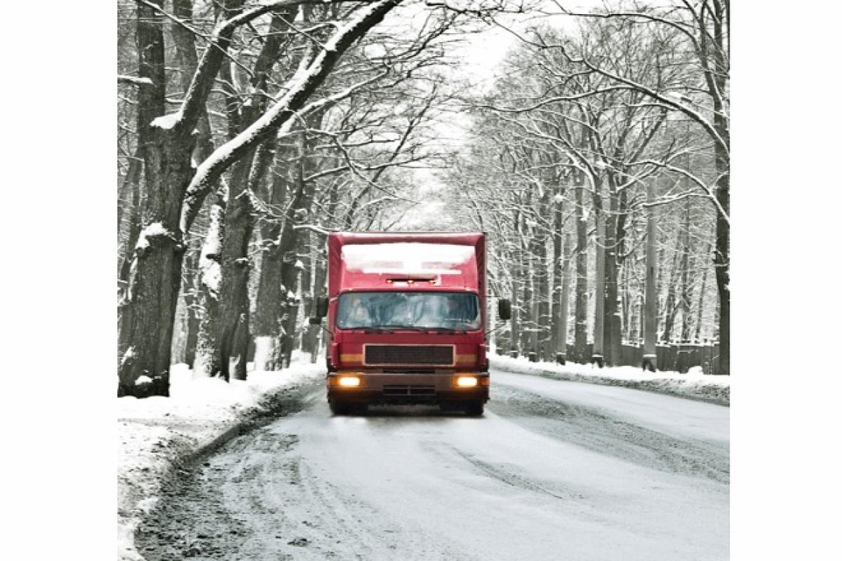 Vorsicht vor Lkw-Dachlawinen
