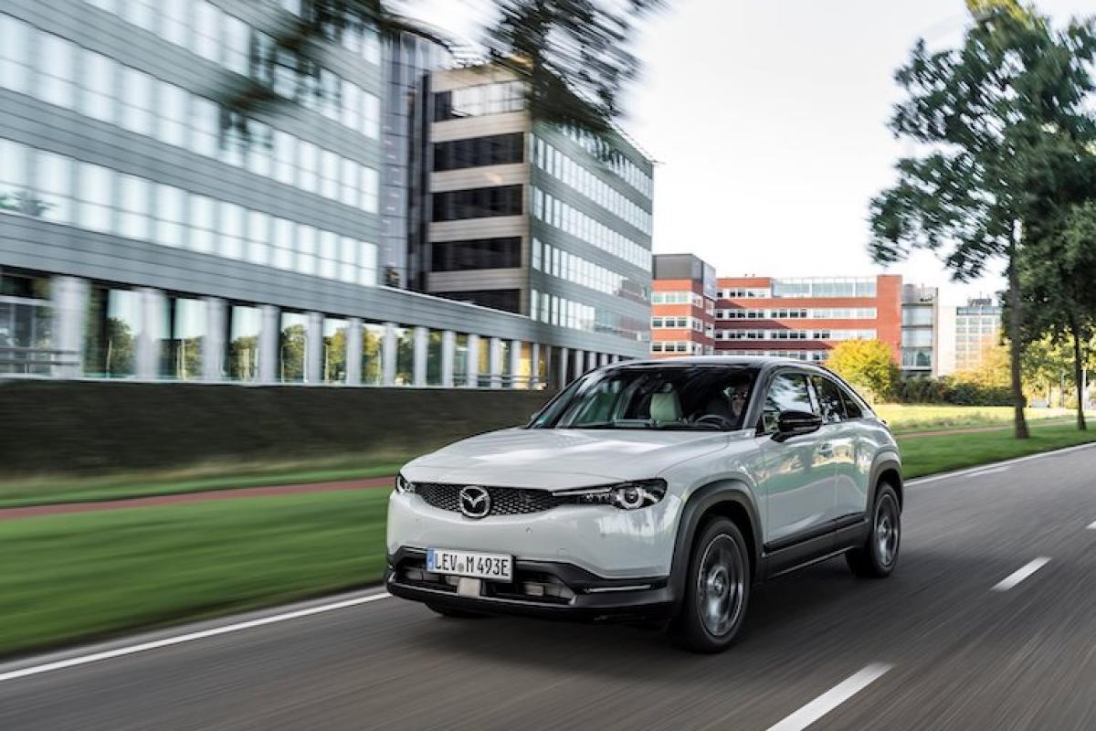 Ad'Vantage-Paket jetzt Serie im Mazda MX-30