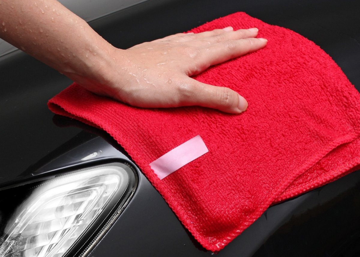 IMO startet mit Keramikschutz für alle: IMO Car Wash bringt den Keramikschutz zum Aufwaschen nun sukzessive an alle deutschen Standorte