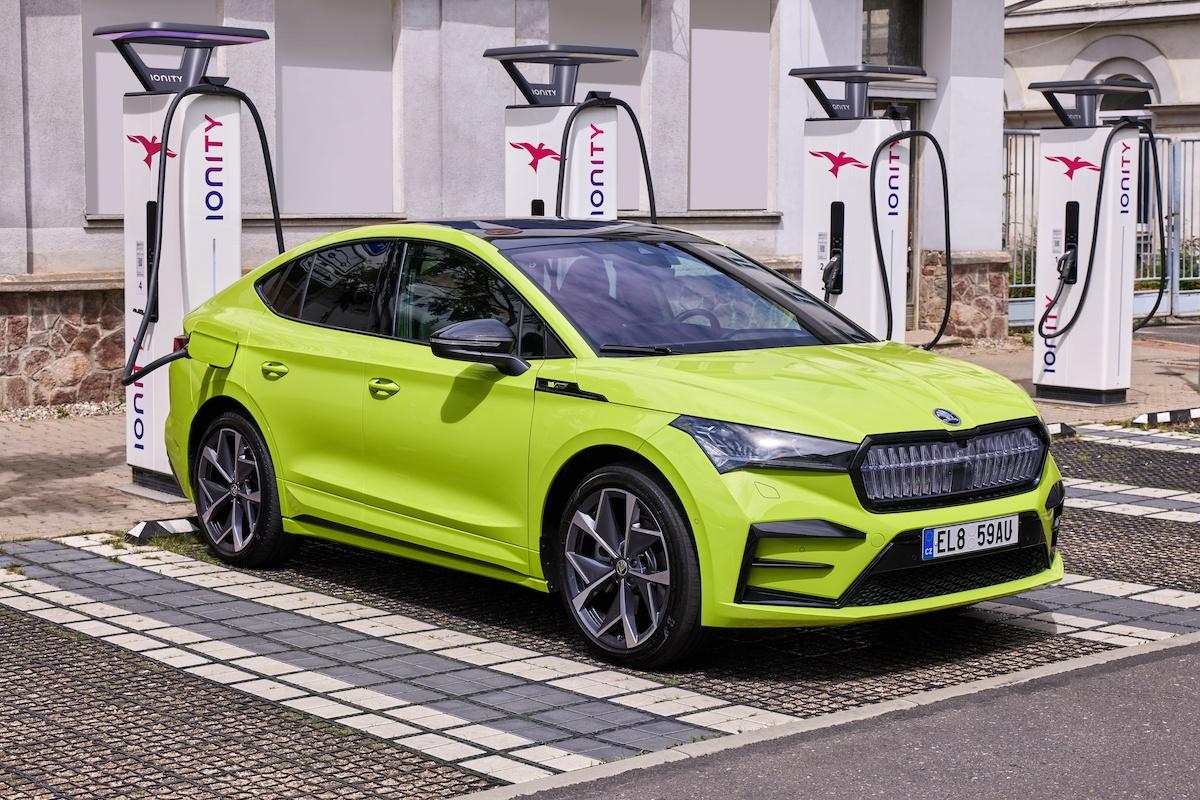 Plug & Charge für ENYAQ iV-Familie startet