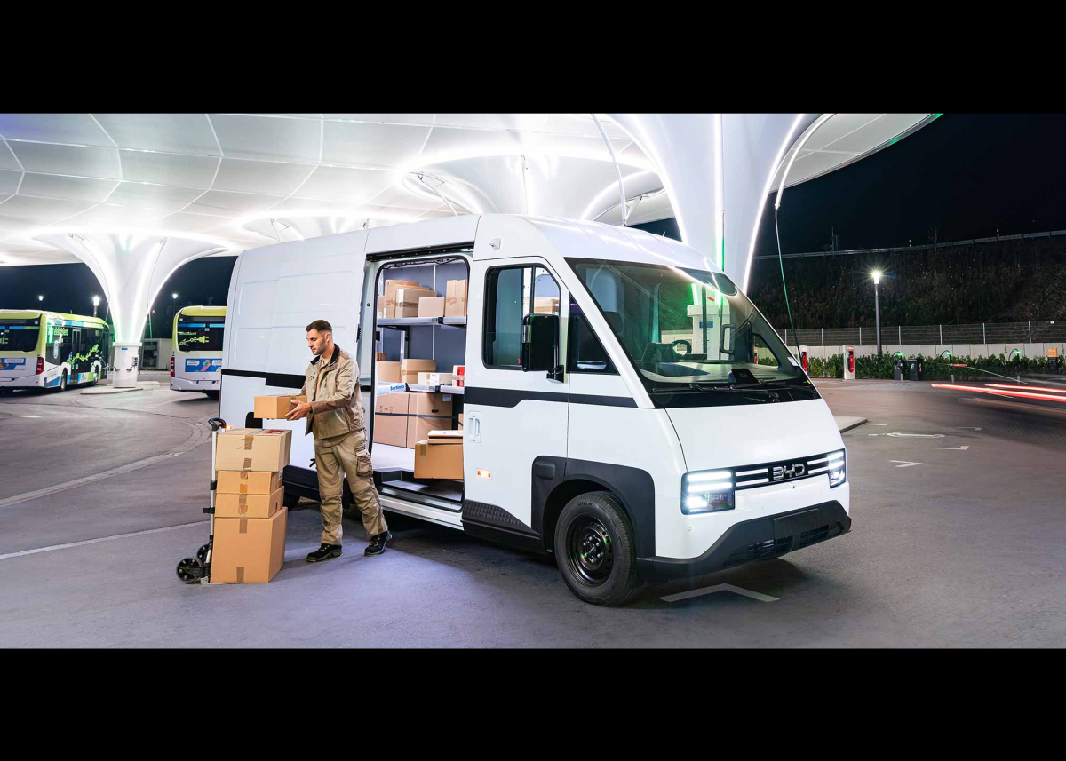 Sortimo und BYD starten Kooperation für leichte Nutzfahrzeuge – Effiziente Lösungen für Handwerk und KEP-Branche auf der IAA Transportation 2024 vorgestellt