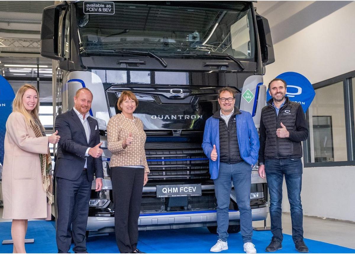 VDA-Präsidentin Hildegard Müller besucht QUANTRON